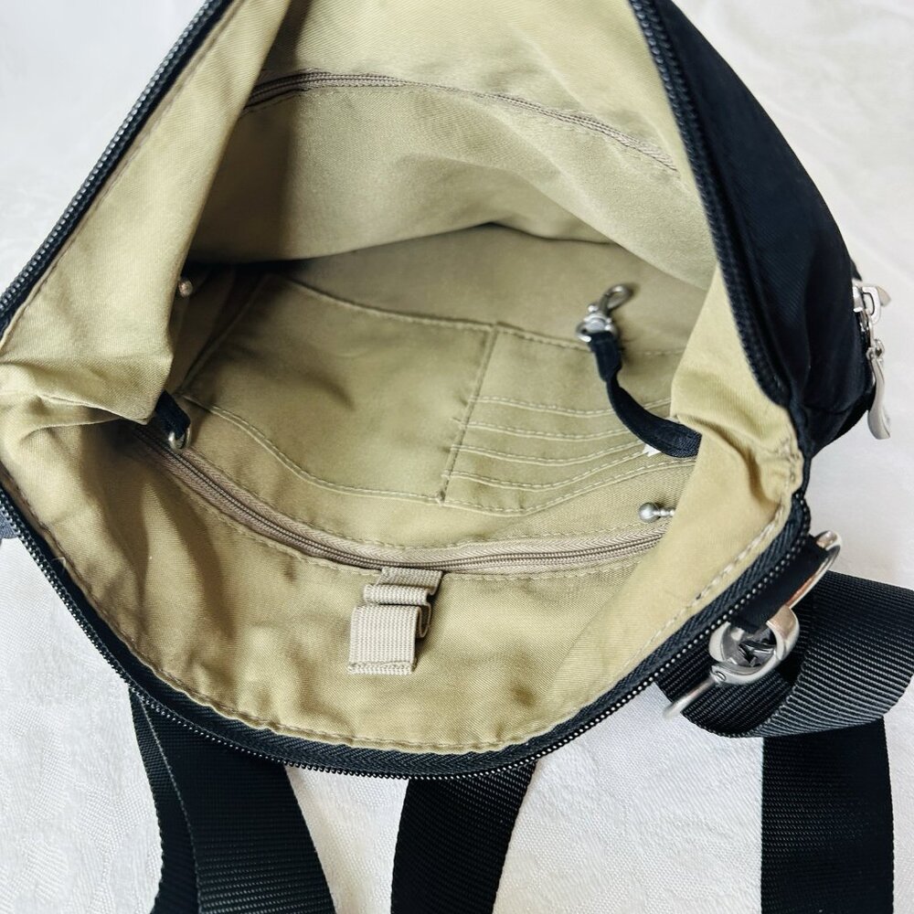 Baggallini Big Zip Crossbody Purse Lots of Pockets Nylon Wide Strap Lined 11” - Picture 7 of 14